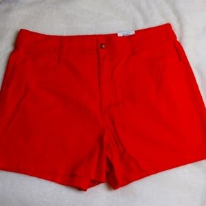 🆕 MID-RISE Comfort Stretch Red Shorts by: Style & Co / Size 16
